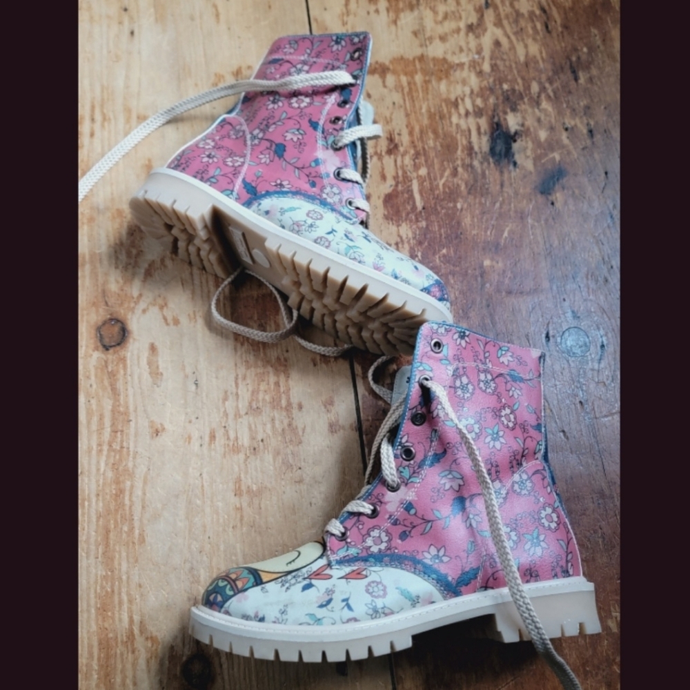 Goby Wise 🦉 Owl floral Lace up combat boots vegan faux leather Quirky RARE - Picture 7 of 15